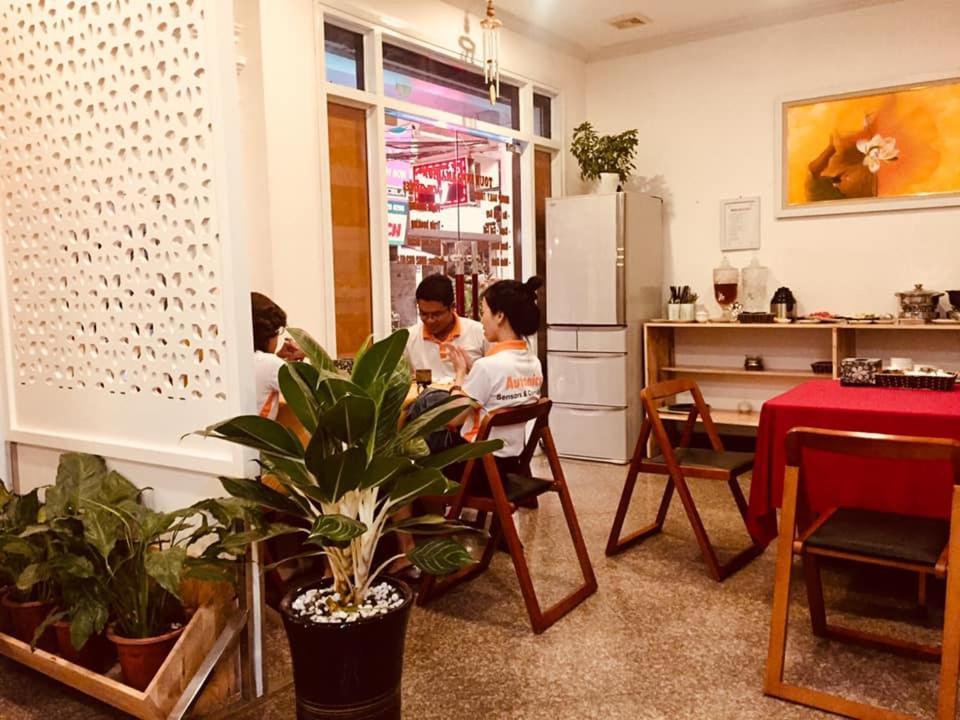 Royal Hotel Ha Noi Ханой Екстериор снимка